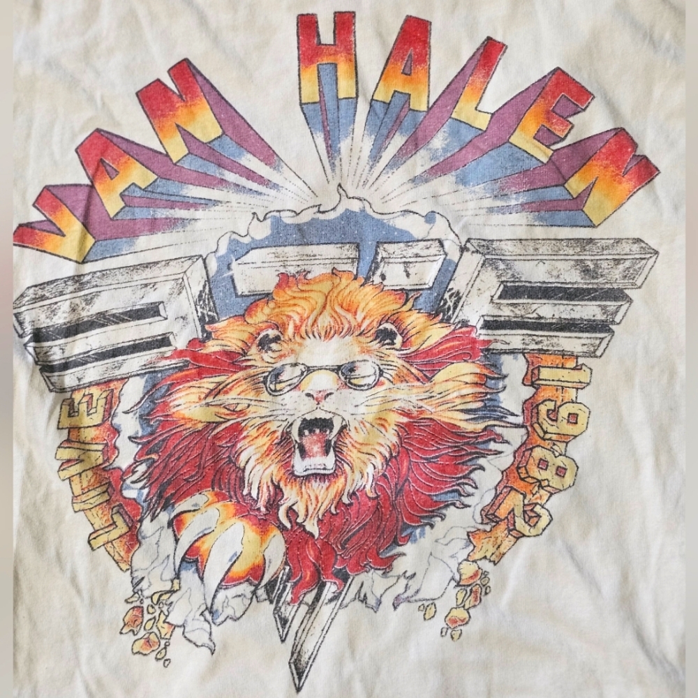 graphic t-shirt